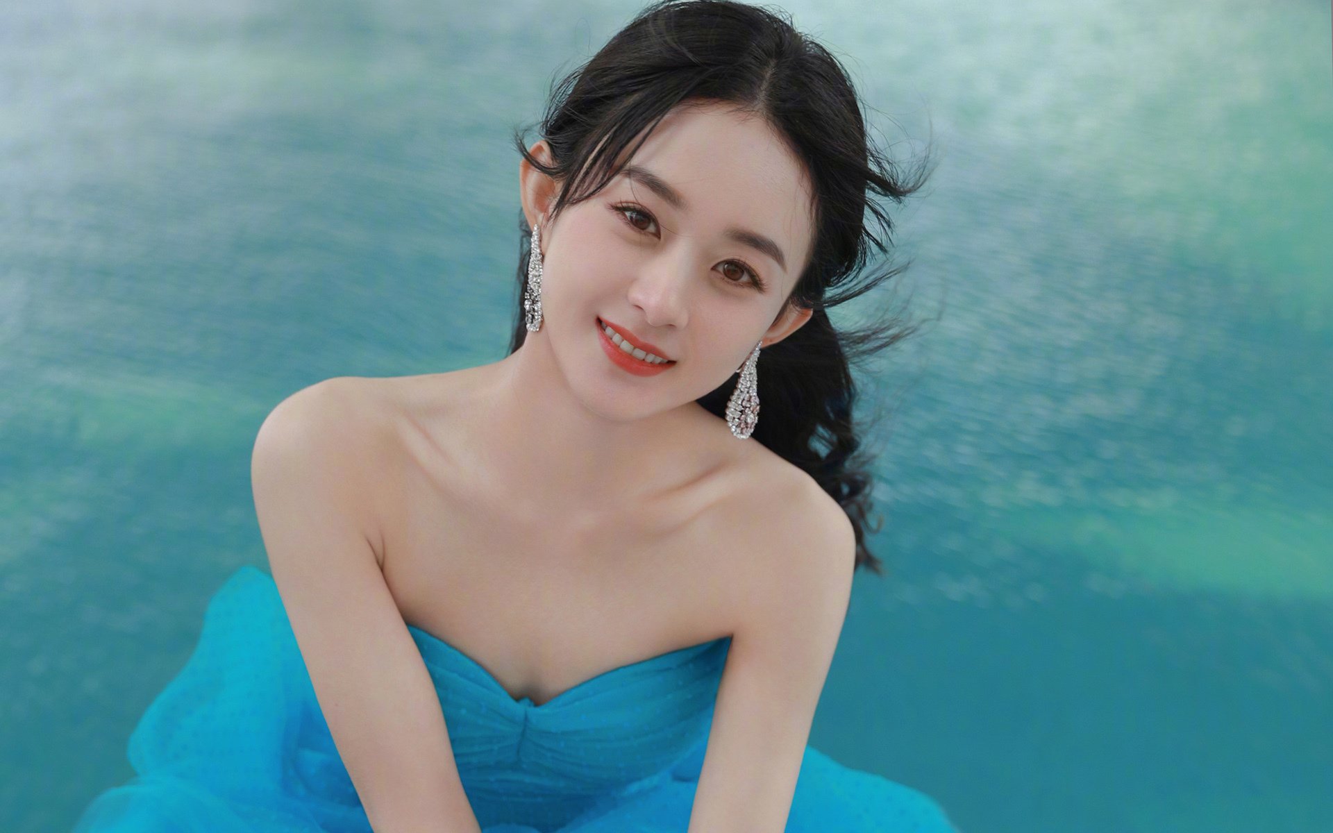 叶夫根尼娅·奇库诺娃用实力诠释蛙泳魅力,叶夫根尼·奇吉舍夫